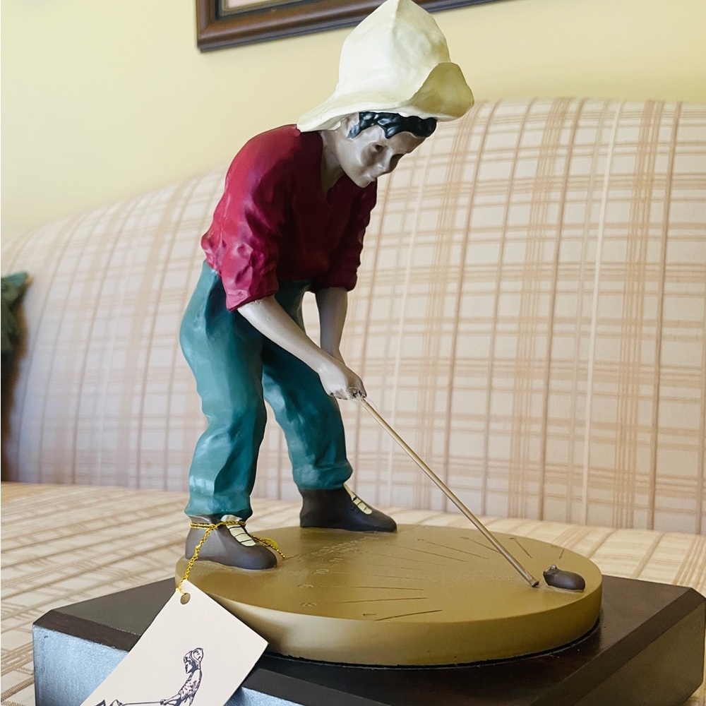 The Pinehurst Putter Sculpture